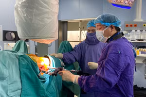 Cứu chữa thành công cụ bà 109 tuổi bị ngã gãy xương đùi