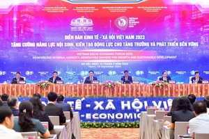 Diễn đàn Kinh tế - Xã hội Việt Nam năm 2023 có chủ đề "Tăng cường năng lực nội sinh, kiến tạo động lực cho tăng trưởng và phát triển bền vững". 