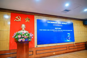 Qua 11 năm tổ chức, cuộc thi Tiếng Anh trong sinh viên Star Awards là sân chơi trao đổi học tập ngoại ngữ giữa đoàn viên, sinh viên các trường Đại học, Cao đẳng.