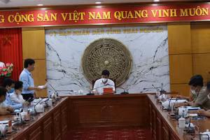 Ban chỉ đạo kỳ thi tuyển sinh lớp 10 năm học 2021 - 2022 tỉnh Thái Nguyên họp bàn.