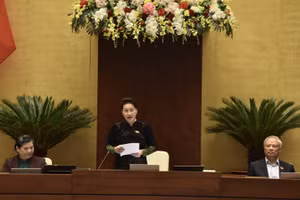 Chủ tịch Quốc hội Nguyễn Thị Kim Ngân phát biểu khai mạc phiên chất vấn.