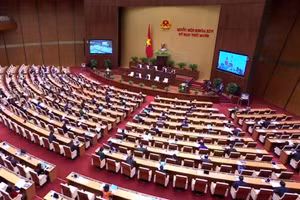 Kỳ họp thứ 10, Quốc hội khóa XIV trong bối cảnh KT-XH gặp nhiều thách thức, khó khăn