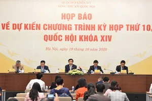 Quốc hội mặc niệm đại biểu Nguyễn Văn Man trong phiên họp ngày 20/10