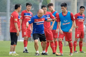 Thầy Park đang tận tâm tận lực với bóng đá Việt Nam