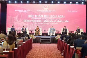 Hội thảo du lịch năm 2021 với chủ đề "Du lịch Việt Nam - phục hồi và phát triển".
