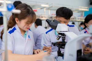 Sinh viên MIT University sẽ được thực hành tại phòng thí nghiệm thông minh