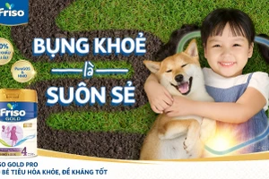 Sara Lưu khoe ảnh thú vị có 1-0-2 của hai nhóc tì, cục cưng nhà Lan Khuê không hề kém cạnh 