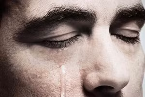 Giá đắt phải trả suốt cuộc đời vì ngoại tình