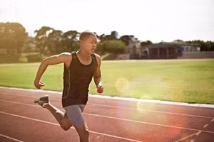 Cha mẹ cần dạy con cách biến trở ngại thành cơ hội (hình minh họa)