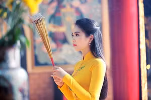  4 việc nên làm trong ngày rằm tháng 2 để tâm an, vạn sự lành