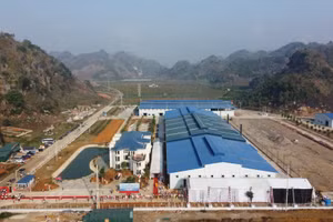 Nhà máy phân bón Sông Lam Tây Bắc tại huyện Mai Sơn.