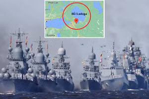 Nhìn Hạm đội Biển Đen, chiến hạm Nga rời biển Baltic vào hồ nước ngọt