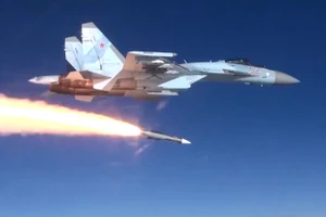 F-16 đụng độ Su-35S: Cuộc đấu kinh điển giữa tiêm kích Mỹ-Liên Xô