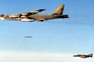 Kiev muốn dùng siêu tên lửa chiến lược Mỹ: Mơ ước quá xa?