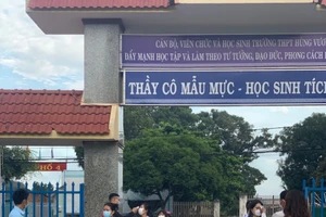 Học sinh vùng xanh Đắk Lắk đến trường học trực tiếp