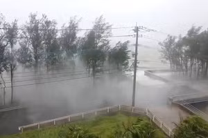 Bão Haishen mang mưa gió lớn tới Nhật Bản