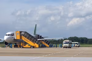 Máy bay của hãng hàng không Bamboo Airway đưa 189 công dân Thanh Hóa từ TP Hồ Chí Minh về quê chiều 24/8 tại sân bay Thọ Xuân.