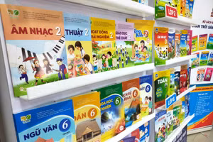 Chủ tịch UBND tỉnh Thanh Hóa đã quyết định ban hành danh mục SGK từ năm học 2021-2022. Ảnh minh họa.