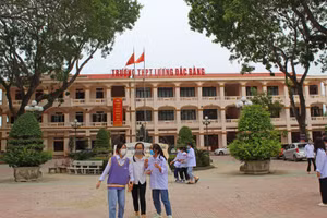 Trường THPT Lương Đắc Bằng (huyện Hoằng Hóa, Thanh Hóa).