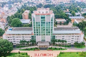 Trường Đại học Sư phạm Kỹ thuật Thành phố Hồ Chí Minh, tọa lạc tại địa chỉ: 01 Võ Văn Ngân, Thành phố Thủ Đức, Thành phố Hồ Chí Minh.