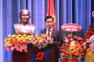 TS Trần Trọng Đạo phát biểu tại một sự kiện của TDTU.