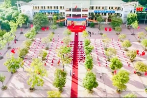 Lễ khai giảng năm học 2021-2022 tại Trường THCS Lê Văn Thiêm – TP Hà Tĩnh.