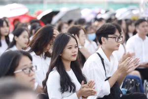 Sinh viên Trường Đại học Sư phạm Hà Nội. Ảnh: INT