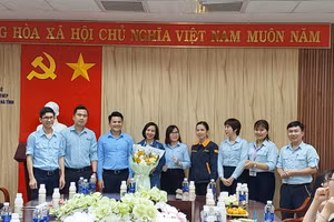 Formosa Hà Tĩnh tặng quà nữ công đoàn viên nhân ngày Quốc tế Phụ nữ