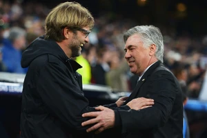 Trận chung kết sẽ là cuộc đấu trí giữa 2 ông thầy tài năng, Jurgen Klopp (bên trái) và Carlo Ancelotti.