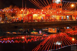 Trang hoàng trong ngày Rằm tháng Giêng tại phố cổ Hội An.