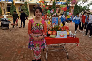 Trường Phổ thông Dân tộc Nội trú THPT huyện Nậm Pồ (Điện Biên) tổ chức vui Xuân, đón Tết cho giáo viên và học sinh năm 2020. Ảnh: NVCC