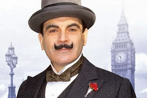 David Suchet trong vai thám tử Hercule Poirot.