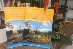 Cuốn sách học sinh và sách giáo viên môn Tài liệu Giáo dục địa phương của Hải Phòng.