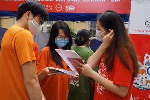 Thí sinh tham dự Ngày hội tư vấn tuyển sinh, hướng nghiệp năm 2022. Ảnh: TG