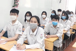 Học sinh Trường THCS Định Công tập trung ôn luyện các môn thi vào lớp 10.