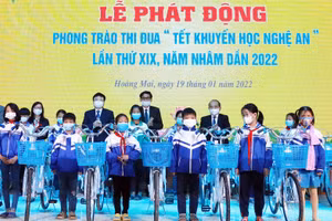 Lễ phát động Tết khuyến học Nghệ An năm 2022.