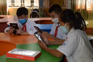 Sức lan tỏa từ chương trình “Sóng và máy tính cho em” đã tháo gỡ nhiều khó khăn cho các nhà trường và học sinh vùng khó.