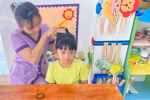 Cô Quảng Thị Thúy Ngân - một giáo viên luôn yêu nghề, mến trẻ.