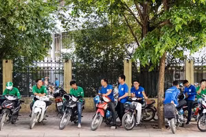 Các tài xế xe công nghệ đều bày tỏ sự vui mừng nếu đề xuất thêm chính sách an sinh xã hội đi vào thực tiễn. Ảnh minh họa