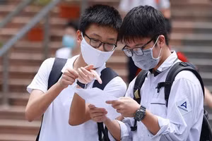 Thí sinh tham dự Kỳ thi tốt nghiệp THPT 2021. Ảnh minh hoạ: INT