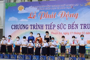 Phòng GD&ĐT thị xã Thuận An (Bình Dương) phát động chương trình Tiếp sức đến trường năm 2022, nhằm hỗ trợ học sinh trên địa bàn.