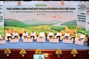 Thủ tướng Phạm Minh Chính đối thoại với nông dân tại Sơn La.