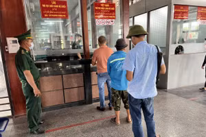 Hoạt động xuất nhập cảnh qua cửa khẩu tại Quảng Trị được trở lại bình thường.