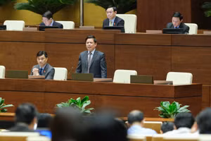 Chiều 10/6, Bộ trưởng Bộ Giao thông vận tải Nguyễn Văn Thể giải trình, làm rõ một số vấn đề đại biểu Quốc hội nêu