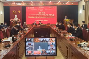 Toàn cảnh họp báo