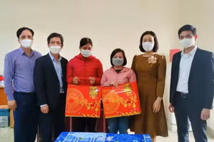 Công đoàn Giáo dục Hải Dương chăm lo Tết cho cán bộ, nhà giáo, người lao động.