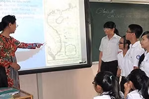 Người thầy cần biết truyền cảm hứng để học trò yêu thích môn Lịch sử. Ảnh minh hoạ/internet