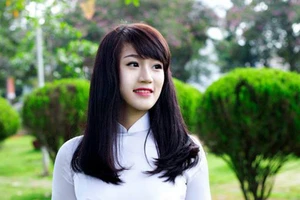 Nữ sinh 9x xinh đẹp thu nhập 30 triệu đồng/tháng