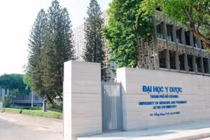 Trường ĐH Y Dược TPHCM có điểm chuẩn cao nhất 28,45 điểm.