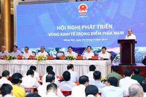 Thủ tướng Nguyễn Xuân Phúc phát biểu chỉ đạo hội nghị